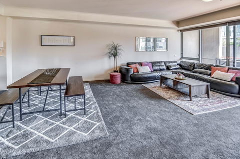 Southbank Tower Apartments - Accommodation Search 8