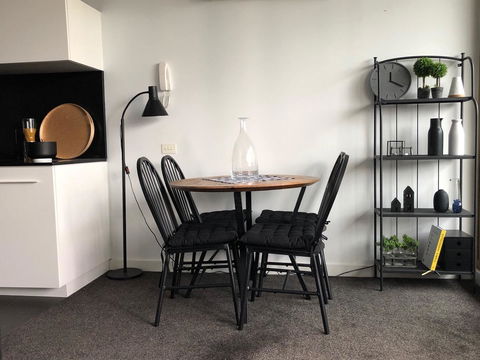 Fantastic Southbank Apartment - Accommodation Search 5