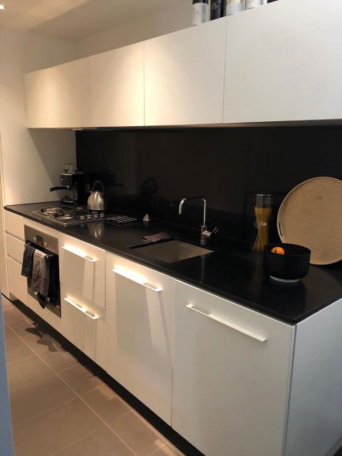 Fantastic Southbank Apartment - Accommodation Search 4