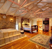 Ditto Daddy's - Accommodation Search