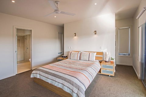 Saltwater Breeze Retreat - Accommodation Search 16