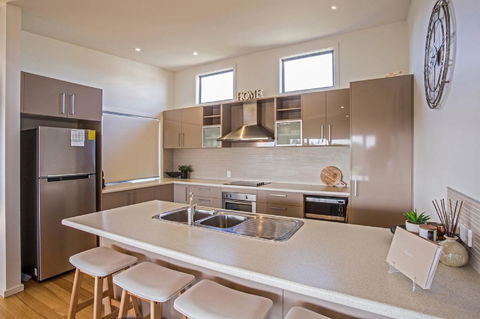 Saltwater Breeze Retreat - Accommodation Search 2