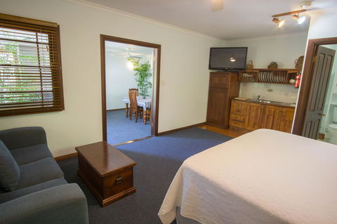 Debbie\'s Place - Accommodation Search 42