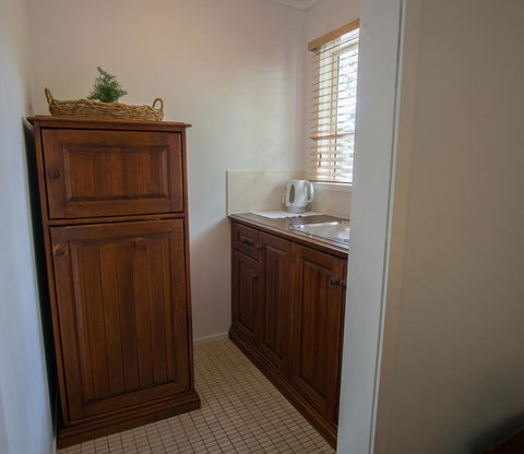 Debbie\'s Place - Accommodation Search 23