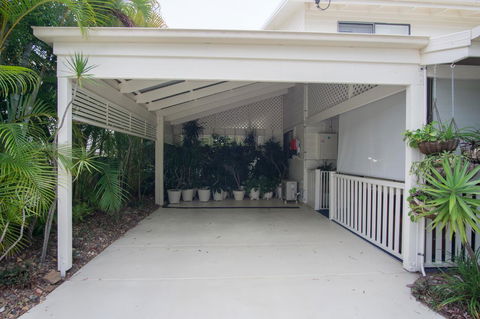 Debbie\'s Place - Accommodation Search 24