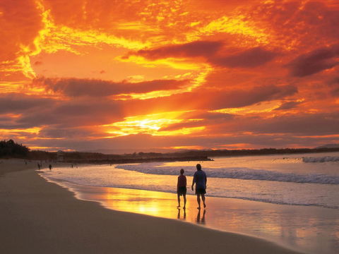 La Mer Sunshine Beachfront - Accommodation Search 12