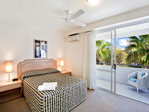 La Mer Sunshine Beachfront - Accommodation Search 25