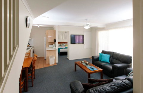 Rainbow Getaway Holiday Apartments - Accommodation Search 30