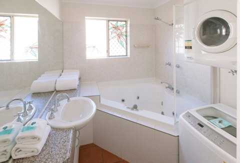 Rainbow Getaway Holiday Apartments - Accommodation Search 31