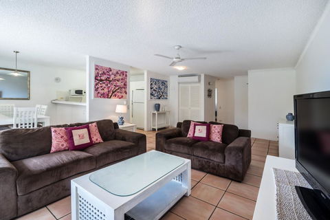 Sunseeker Holiday Apartments - Accommodation Search 41