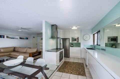 Sunseeker Holiday Apartments - Accommodation Search 38