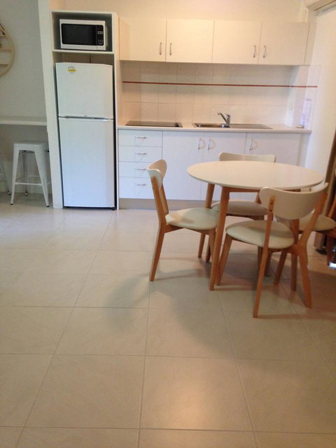 Chez Noosa Resort Motel - Accommodation Search 30