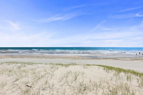 Coloured Sands - Rainbow Beach Resort - 5 Mins To Beach - Accommodation Search 24