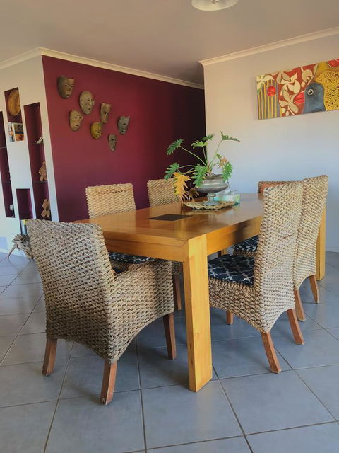Backpackers At 1770 - Accommodation Search 5