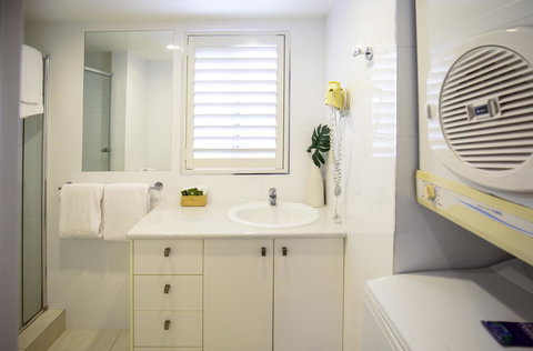 Ocean Breeze Resort - Accommodation Search 31