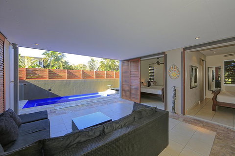 Sandcastles 1770 Motel & Resort - Accommodation Search 13