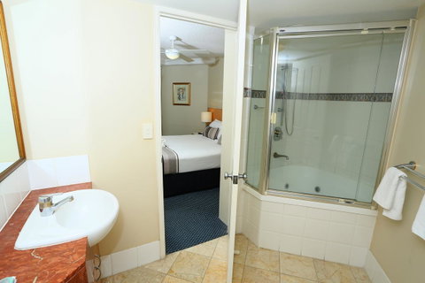 Landmark Resort - Accommodation Search 1
