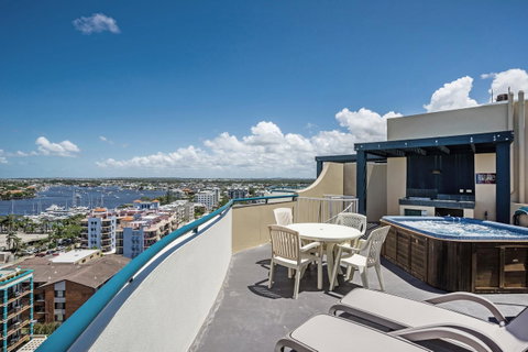 Landmark Resort - Accommodation Search 23