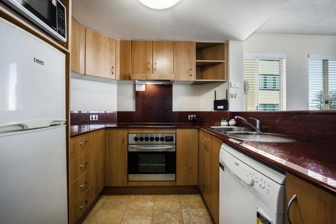 Landmark Resort - Accommodation Search 25