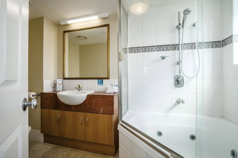 Landmark Resort - Accommodation Search 20