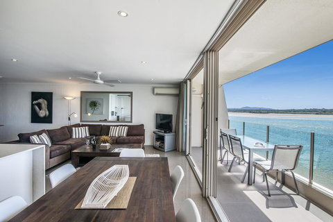 Noosa Harbour Resort - Accommodation Search 25