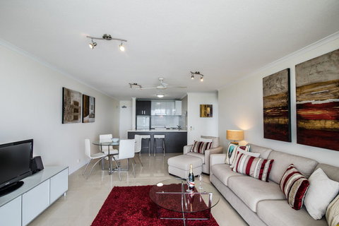 Noosa Harbour Resort - Accommodation Search 12