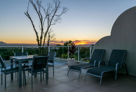 Noosa Hill Resort - Accommodation Search 21