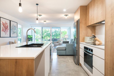 Noosa Hill Resort - Accommodation Search 28