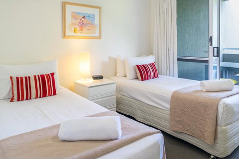 Noosa Hill Resort - Accommodation Search 18
