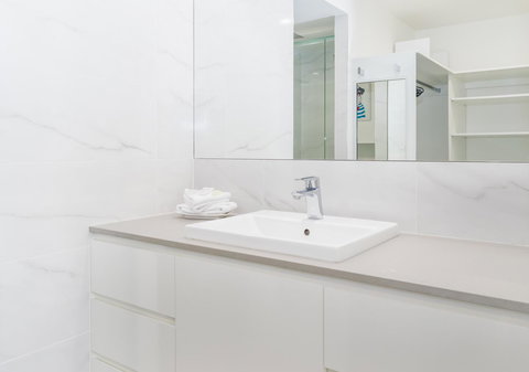 Noosa Hill Resort - Accommodation Search 24