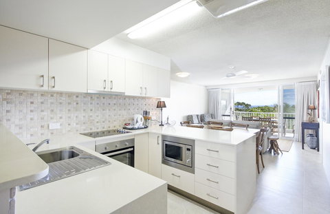 Noosa Hill Resort - Accommodation Search 6