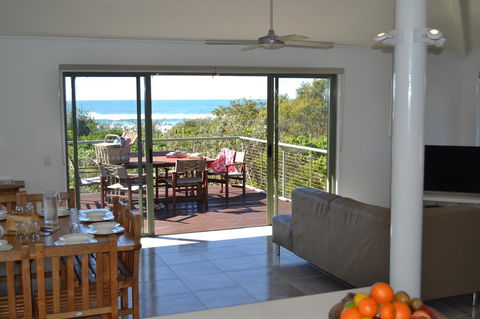 The Retreat Beach Houses - Accommodation Search 7