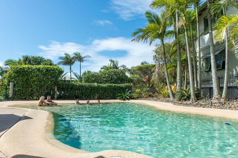 The Retreat Beach Houses - Accommodation Search 2