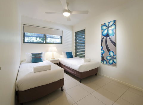 The Retreat Beach Houses - Accommodation Search 12