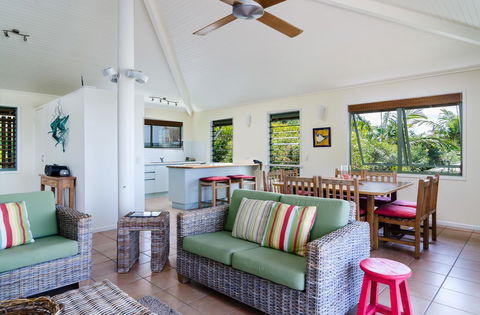 The Retreat Beach Houses - Accommodation Search 20
