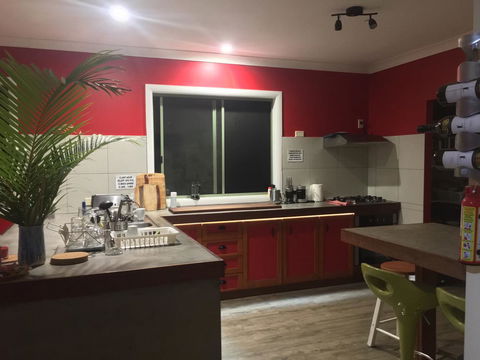 KiteSurf 1770 Beach House - Accommodation Search 9