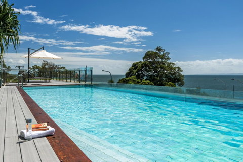 Oaks Redcliffe Mon Komo Suites - Accommodation Search 8