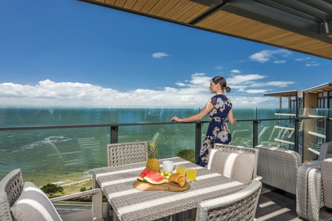 Oaks Redcliffe Mon Komo Suites - Accommodation Search 18