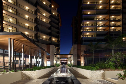 Oaks Redcliffe Mon Komo Suites - Accommodation Search 1
