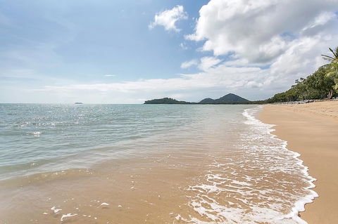 Agincourt Beachfront Apartments - Accommodation Search 18