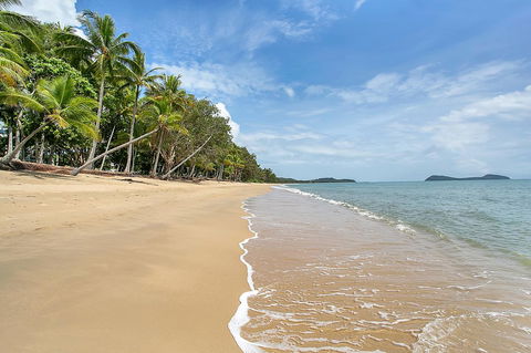 Agincourt Beachfront Apartments - Accommodation Search 21