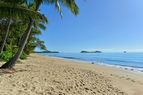 Agincourt Beachfront Apartments - Accommodation Search 22