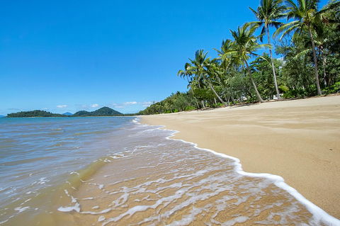 Agincourt Beachfront Apartments - Accommodation Search 20