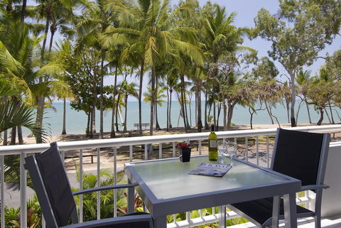 Agincourt Beachfront Apartments - Accommodation Search 17