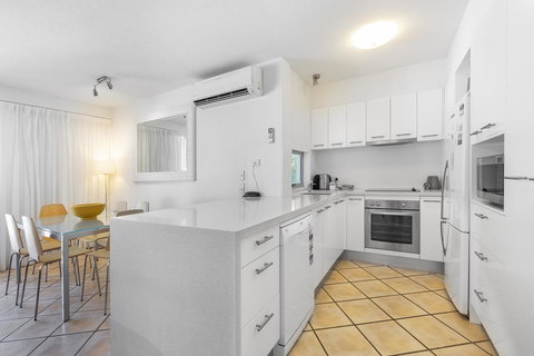 The Cove Noosa - Accommodation Search 9