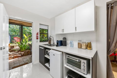 Noosa Hinterland Retreat - Accommodation Search 4