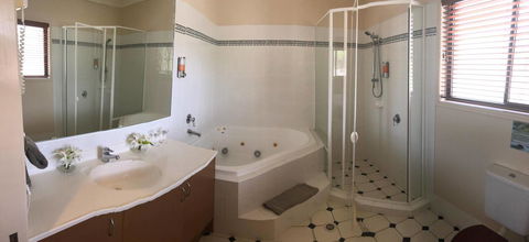 The Bearded Dragon Boutique Hotel - Accommodation Search 5