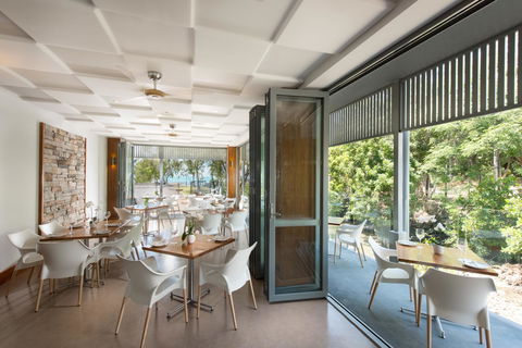 Heart Hotel And Gallery Whitsundays - Accommodation Search 6