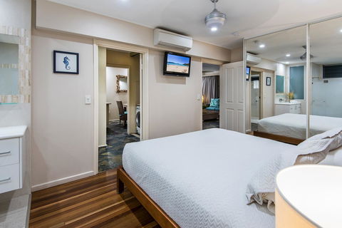 Beach Lodges - Accommodation Search 43