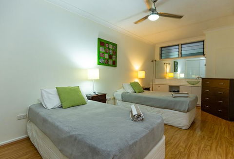 Beach Lodges - Accommodation Search 27